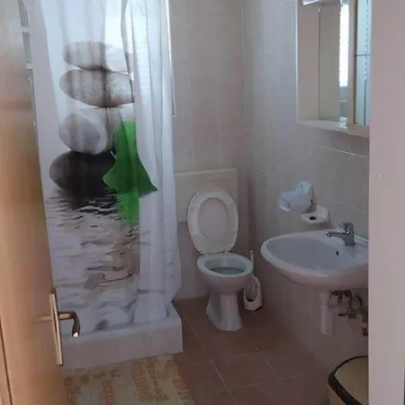 דירה One Bedroom With Terrace A4