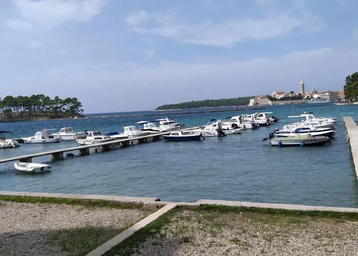 One Bedroom With Terrace A4 *